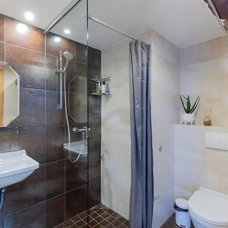 Apartamento Aida Center